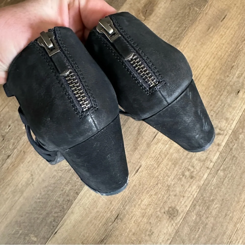 Eileen Fisher Fara Caged Leather Heeled Sandals